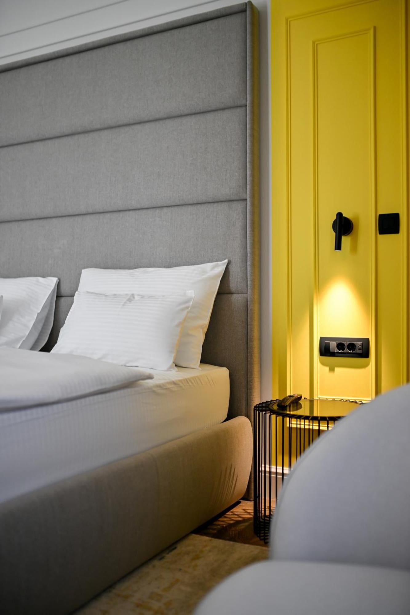 Three Pearls Deluxe Rooms & Studios Zadar Exterior foto