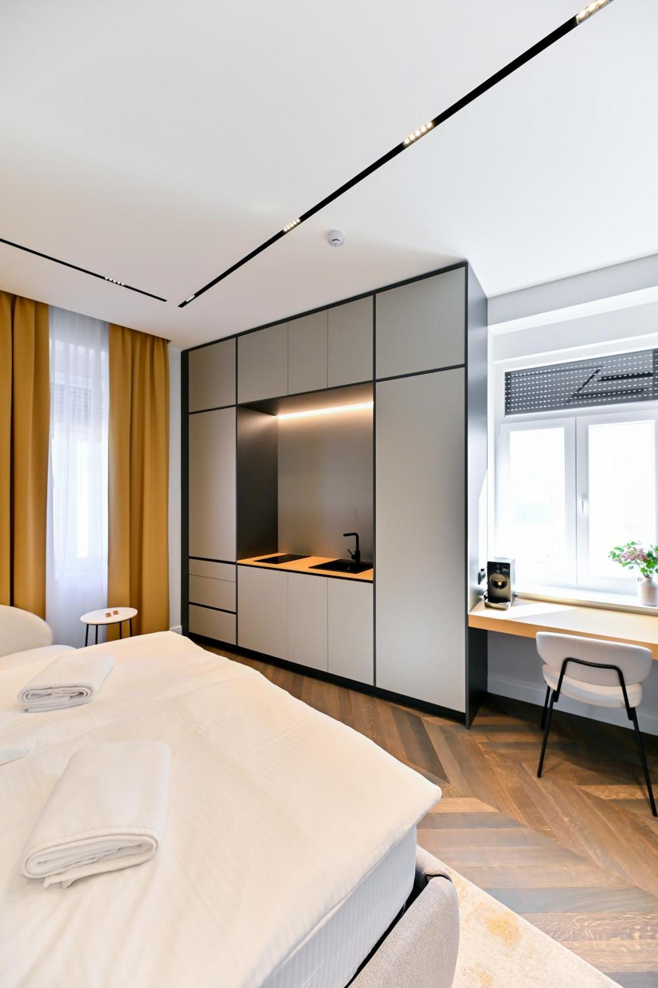 Three Pearls Deluxe Rooms & Studios Zadar Exterior foto