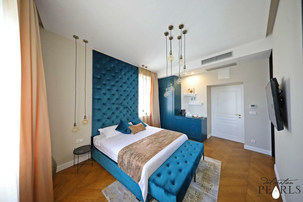 Three Pearls Deluxe Rooms & Studios Zadar Exterior foto