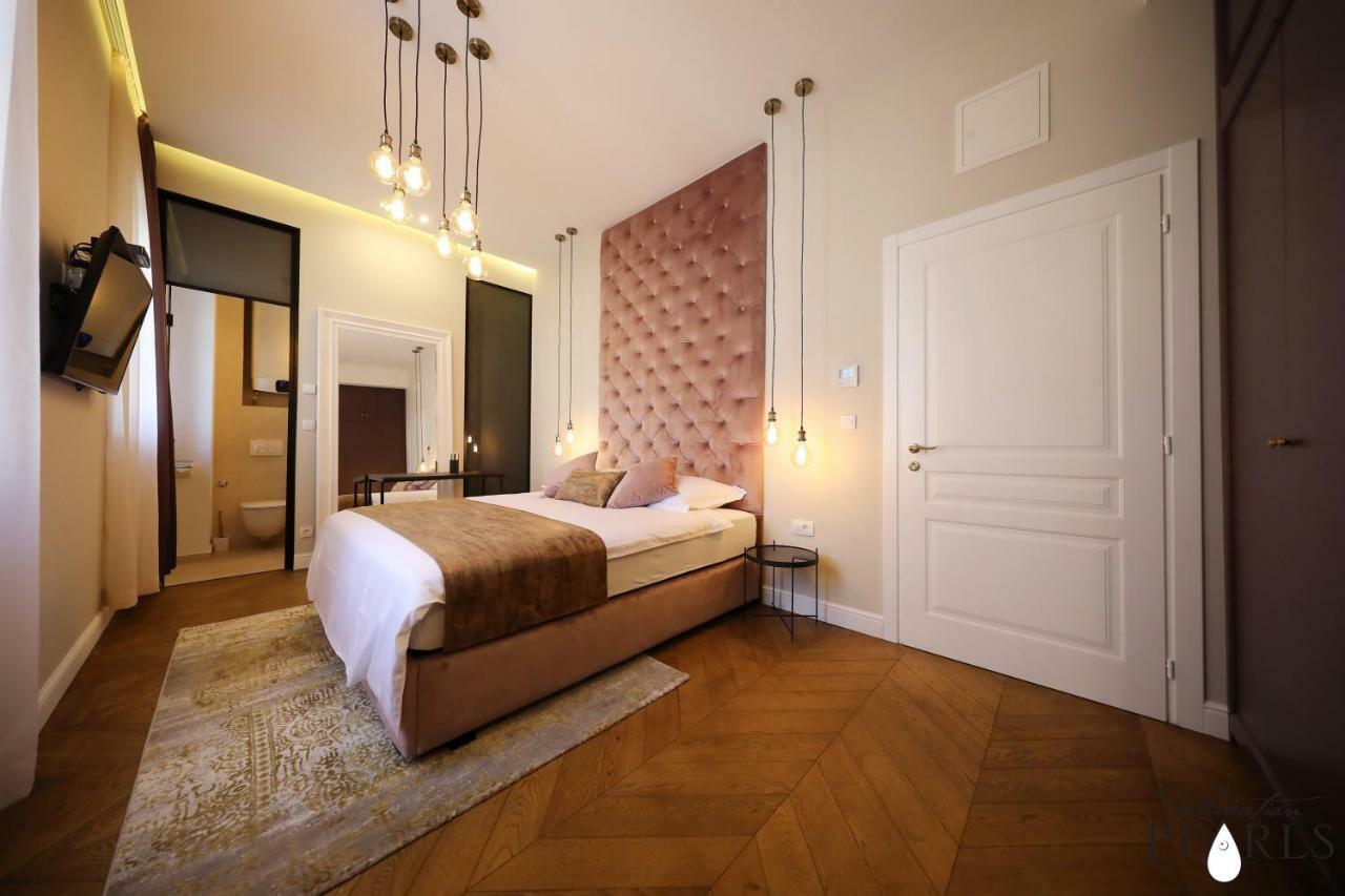 Three Pearls Deluxe Rooms & Studios Zadar Exterior foto
