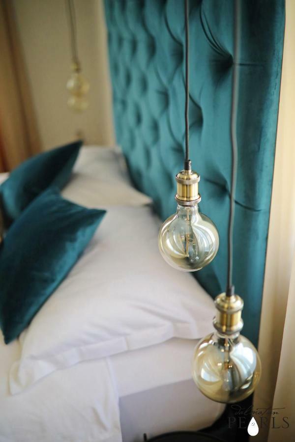 Three Pearls Deluxe Rooms & Studios Zadar Exterior foto